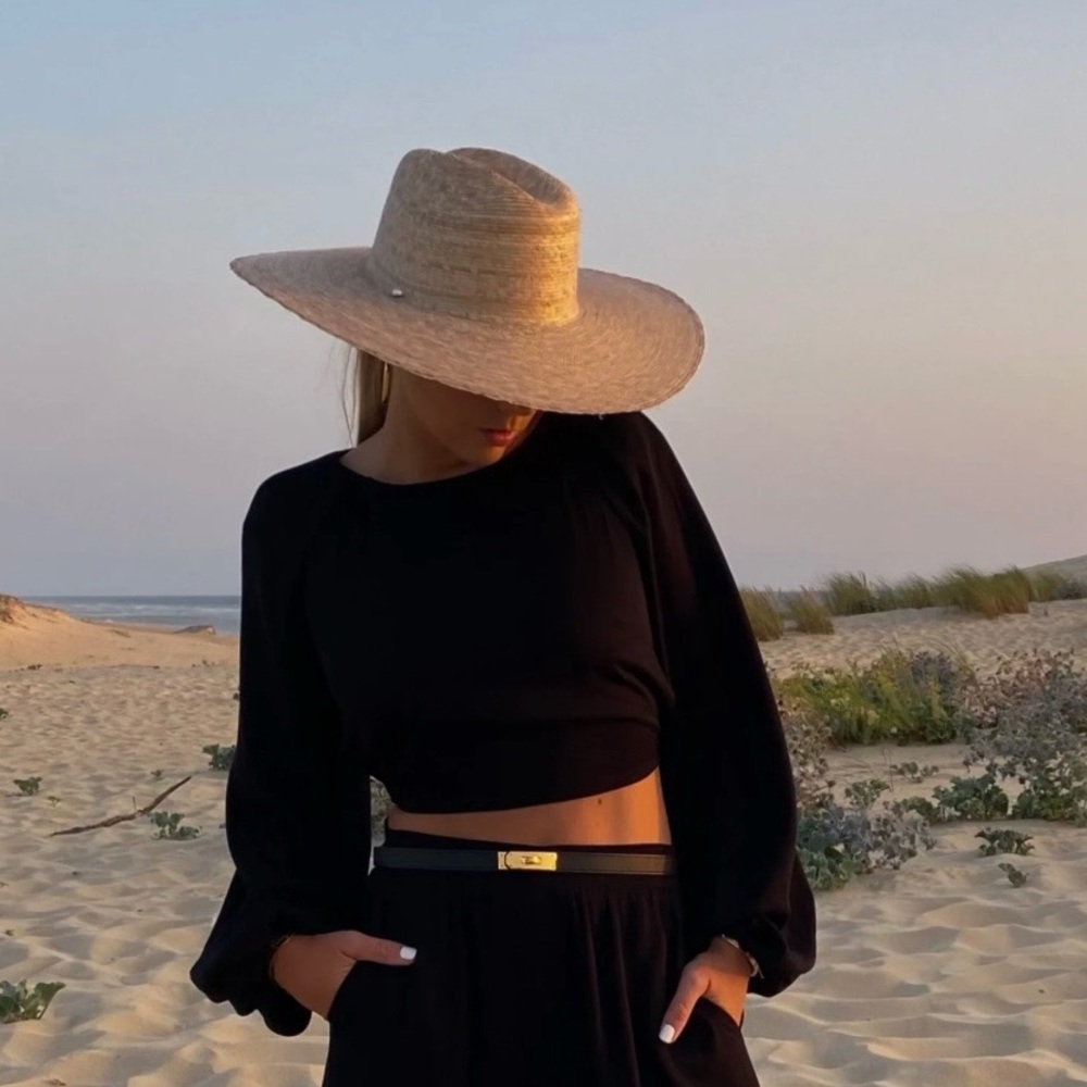 Chic Black Backless Top - Picture 2 of 3